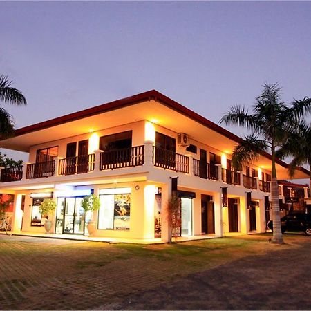 Blue Palm Hotel Jaco Exterior photo